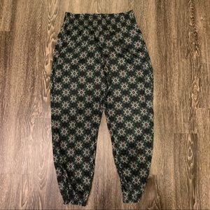 AERIE PANTS SIZE M